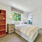Stunning House In Glencairn, Simon\'S Town